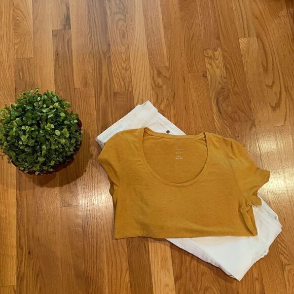 A New Day Top - XS - Picture 1 of 4